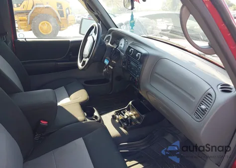 2011 Ford Ranger Sport z USA, uszkodzony, nr VIN 1FTLR4FE1BPA27179